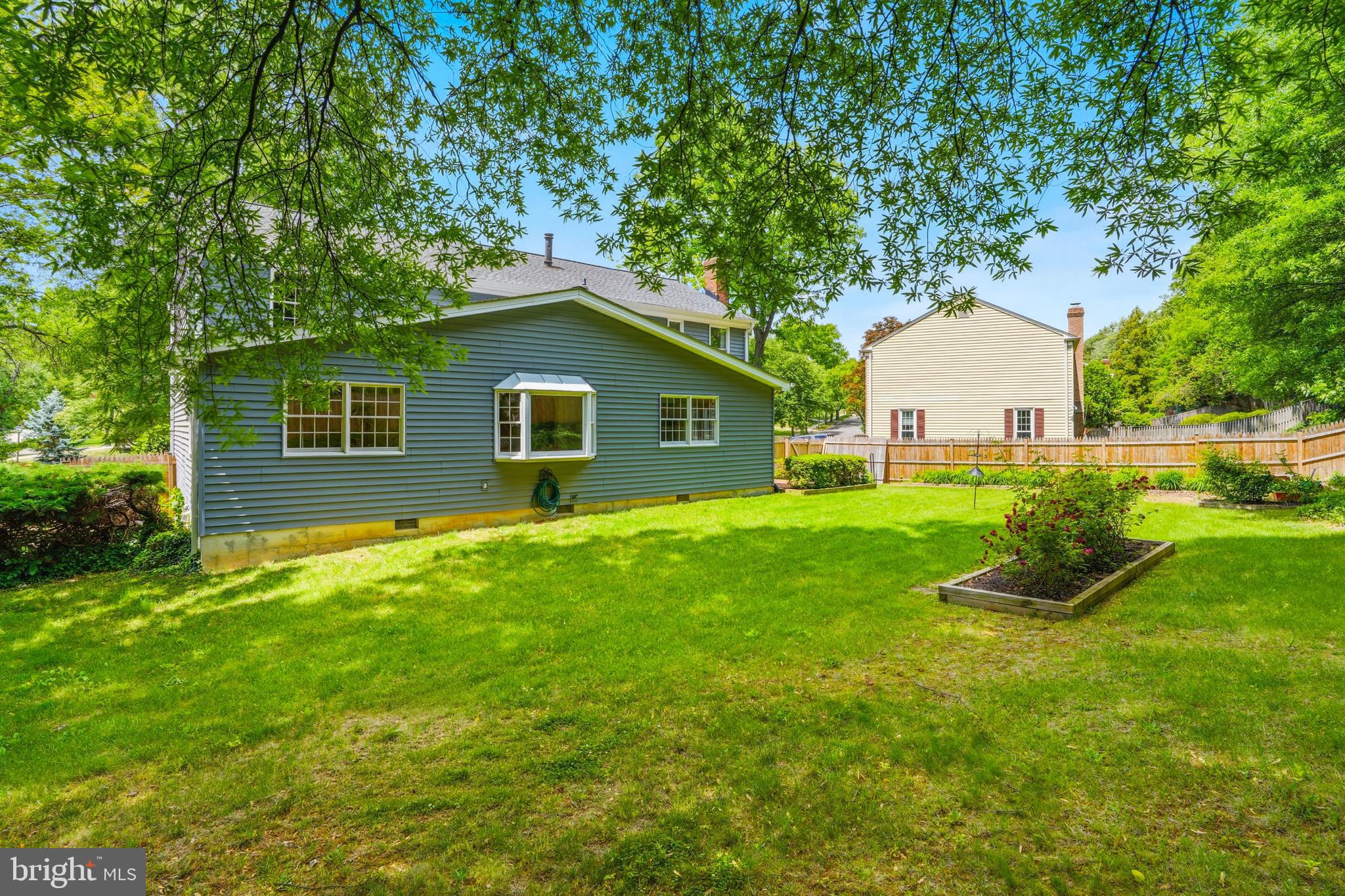 3901 COLONEL ELLIS AVENUE