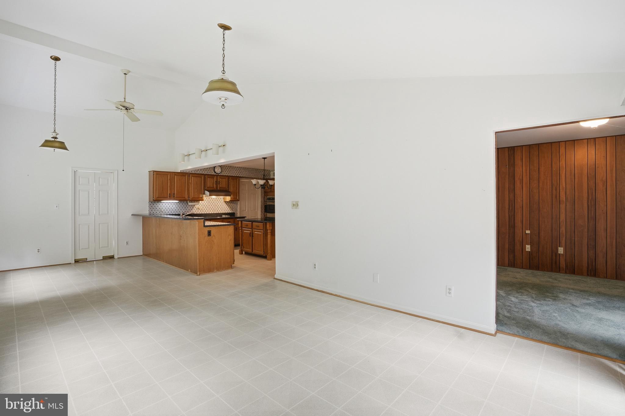 3901 COLONEL ELLIS AVENUE