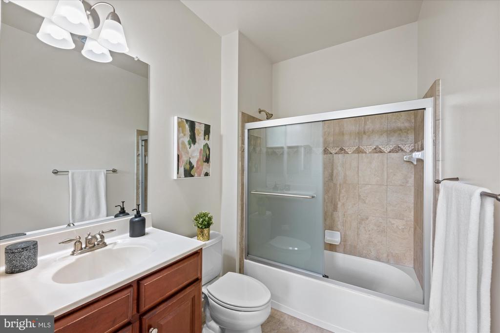 400 CAMERON STATION BOULEVARD 202