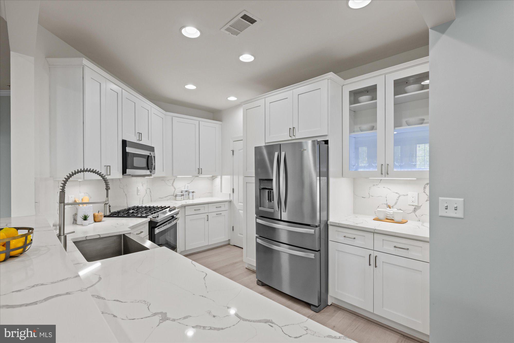400 CAMERON STATION BOULEVARD 202