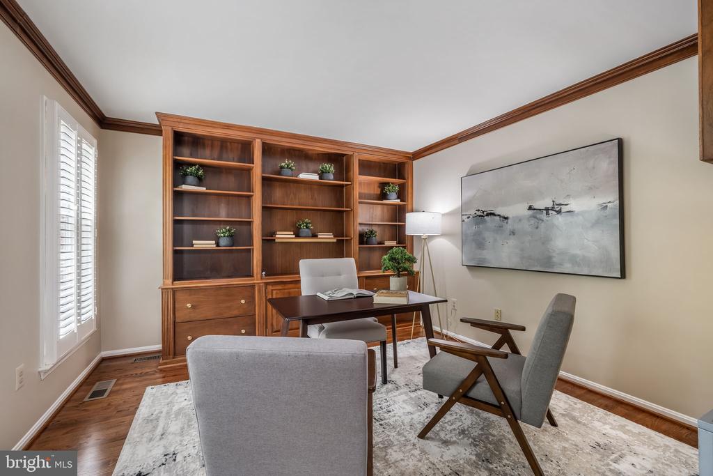 4031 ELLICOTT STREET