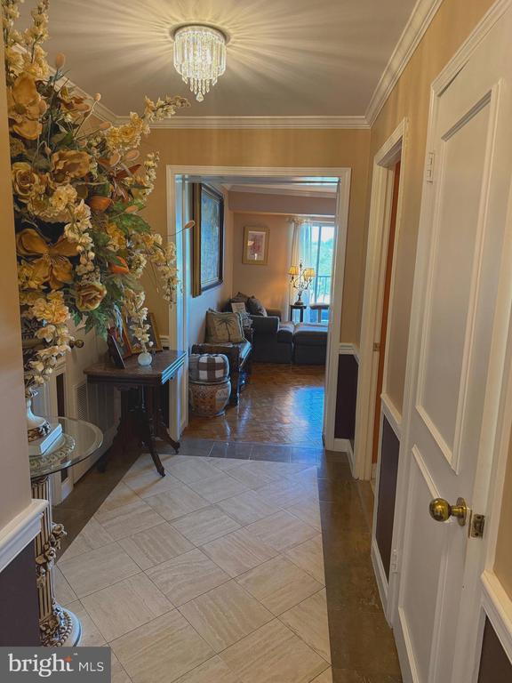 1250 S WASHINGTON STREET S Unit: 207