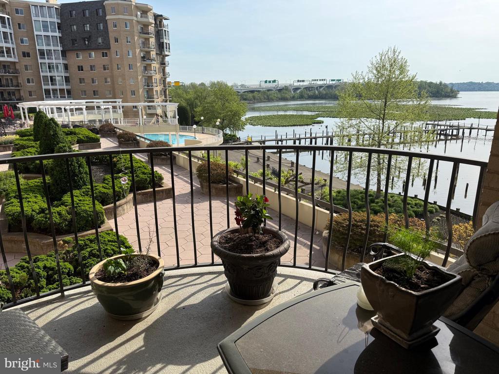 1250 S WASHINGTON STREET S Unit: 207
