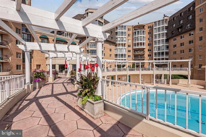 1250 S WASHINGTON STREET S Unit: 207