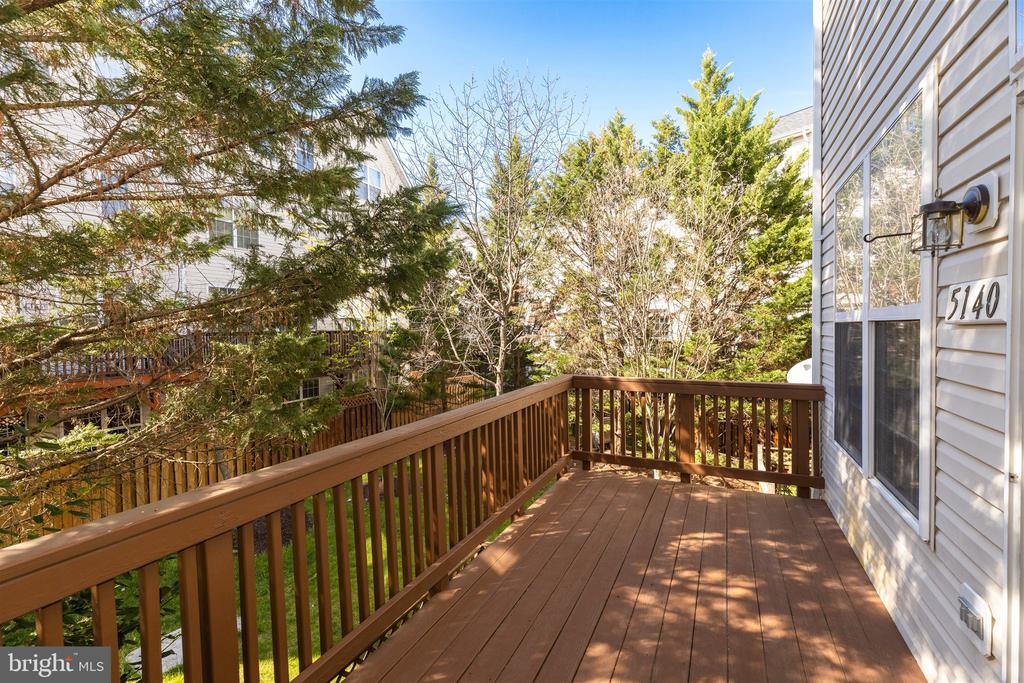 5140 DONOVAN DRIVE