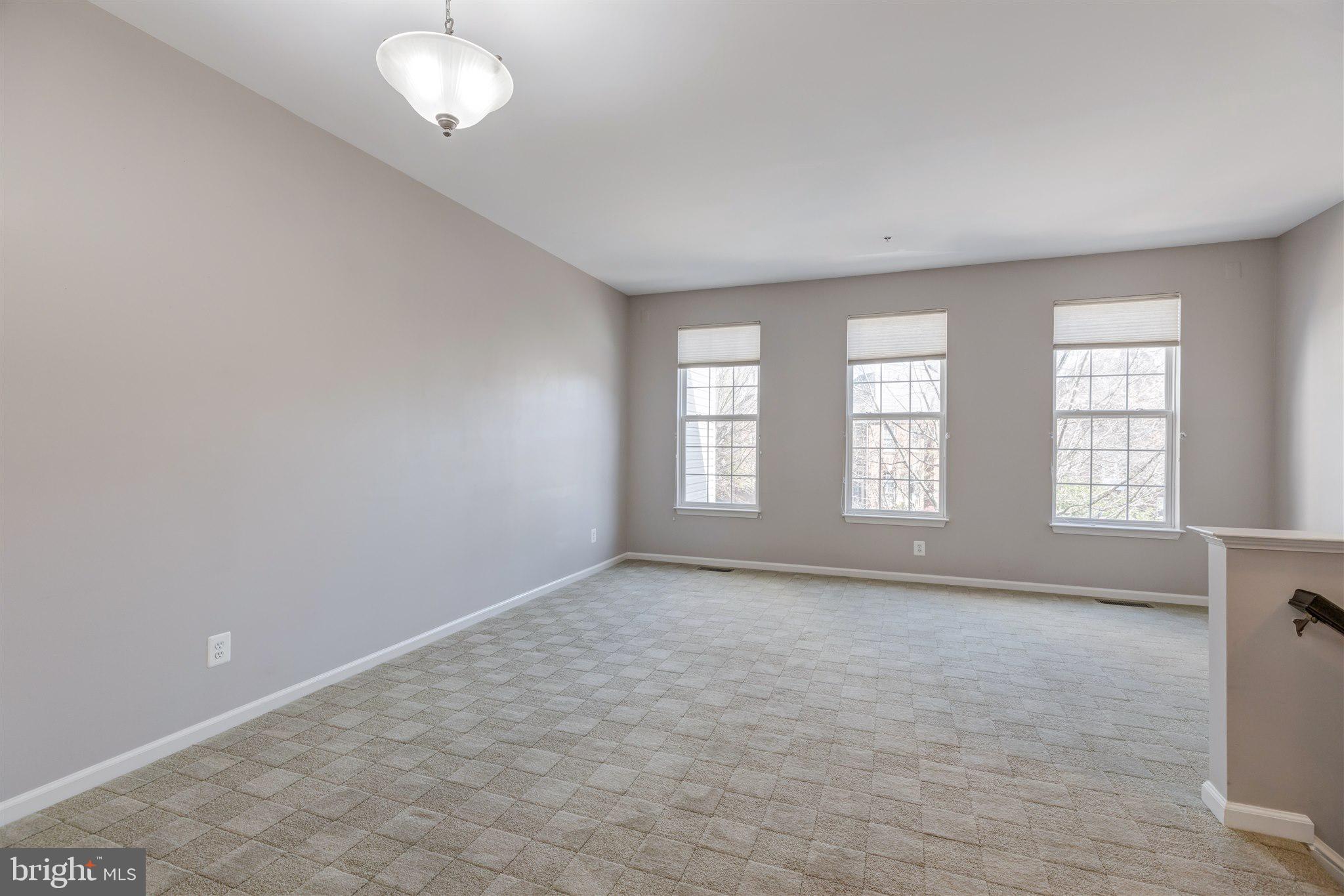 5140 DONOVAN DRIVE