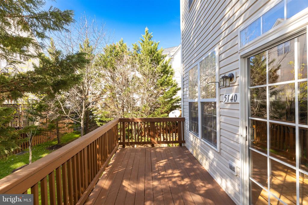 5140 DONOVAN DRIVE