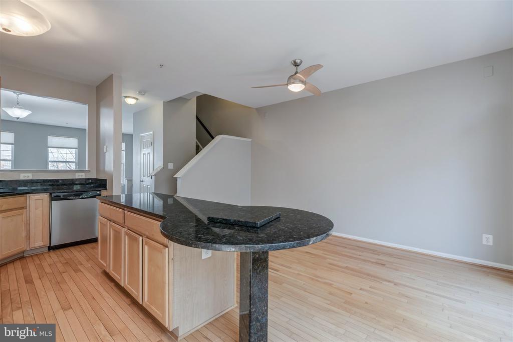 5140 DONOVAN DRIVE