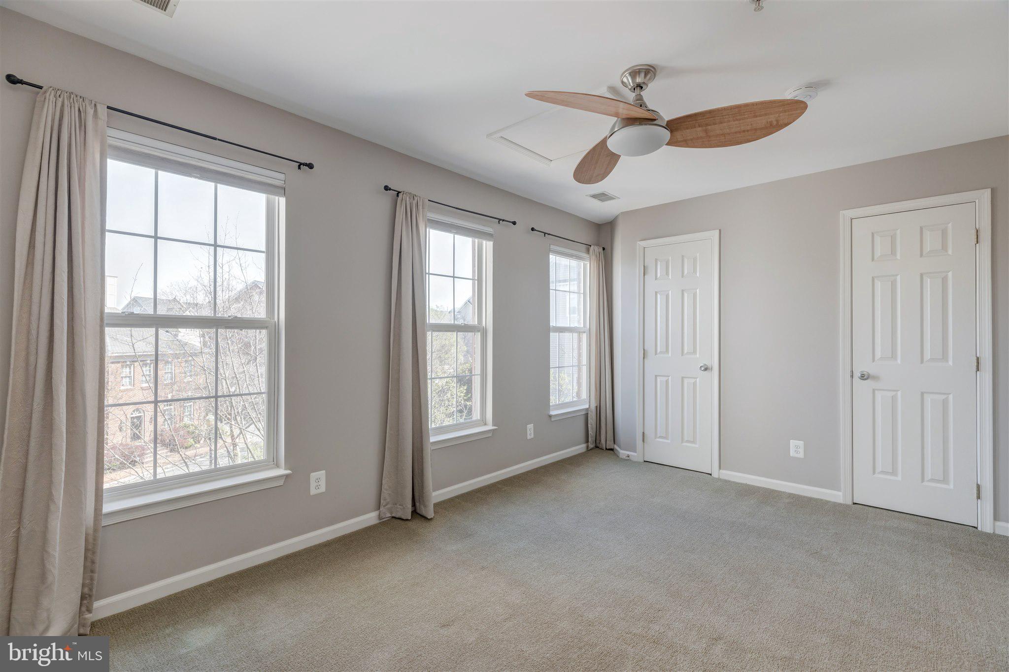 5140 DONOVAN DRIVE