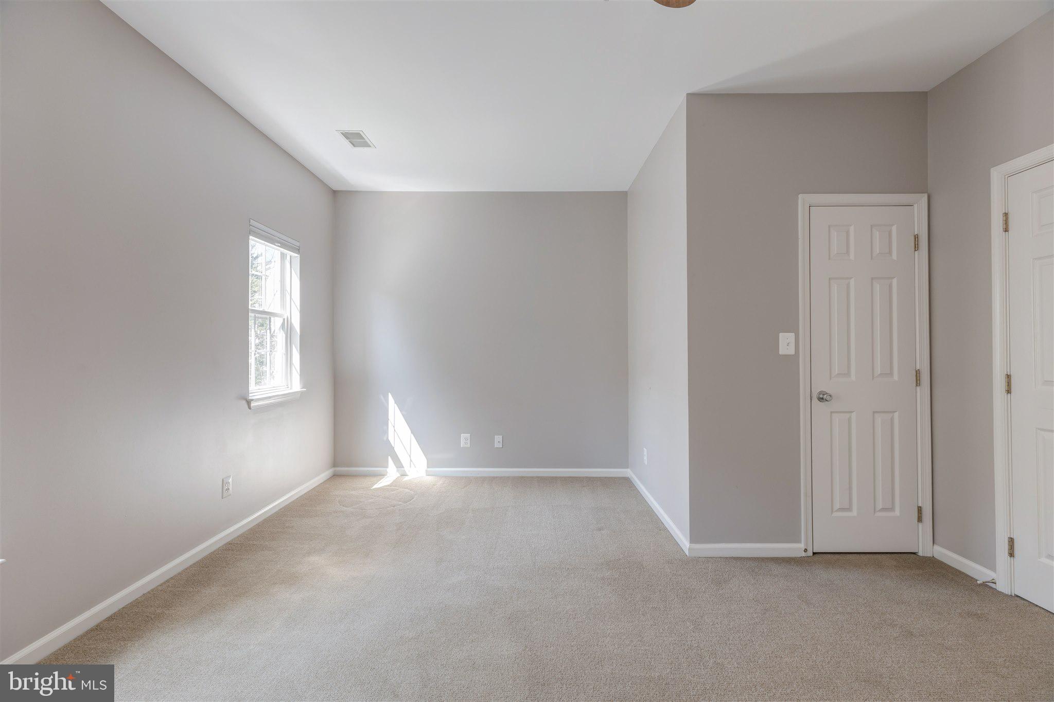 5140 DONOVAN DRIVE
