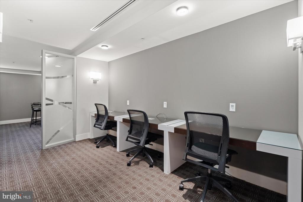 525 N FAYETTE STREET 223