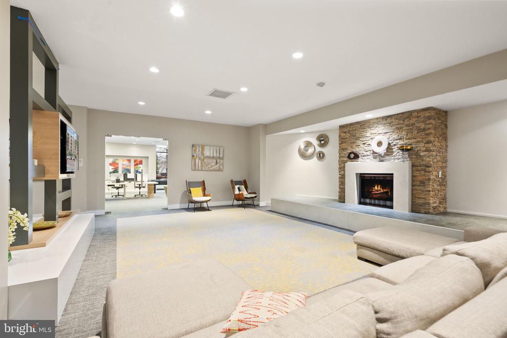 60 S VAN DORN STREET 306