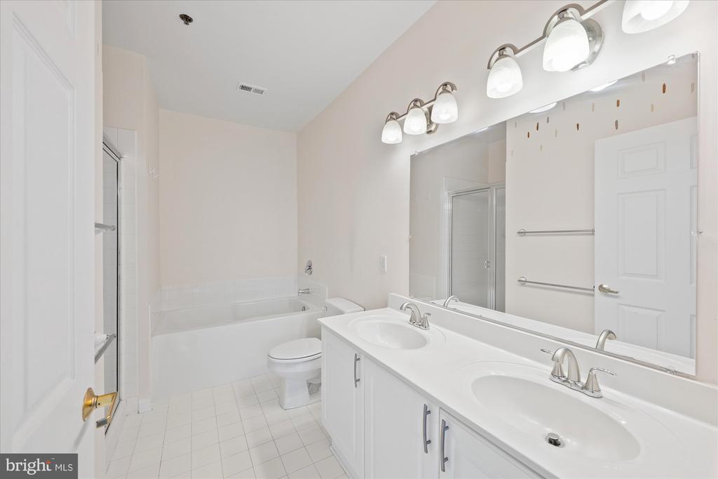 171 SOMERVELLE STREET 303