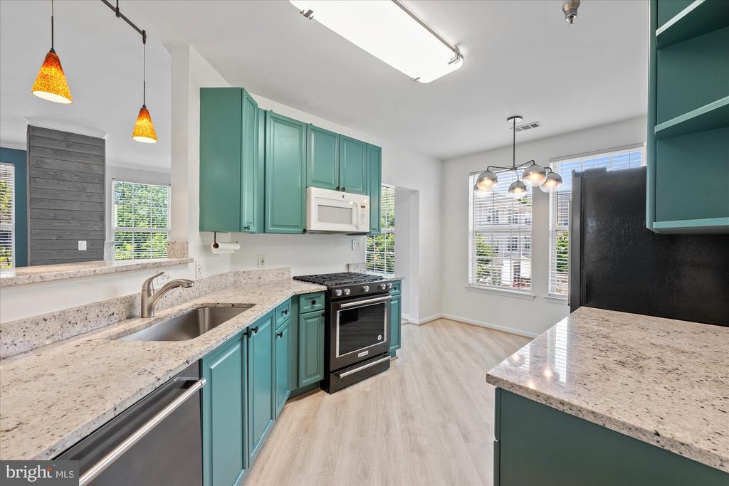 171 SOMERVELLE STREET 303