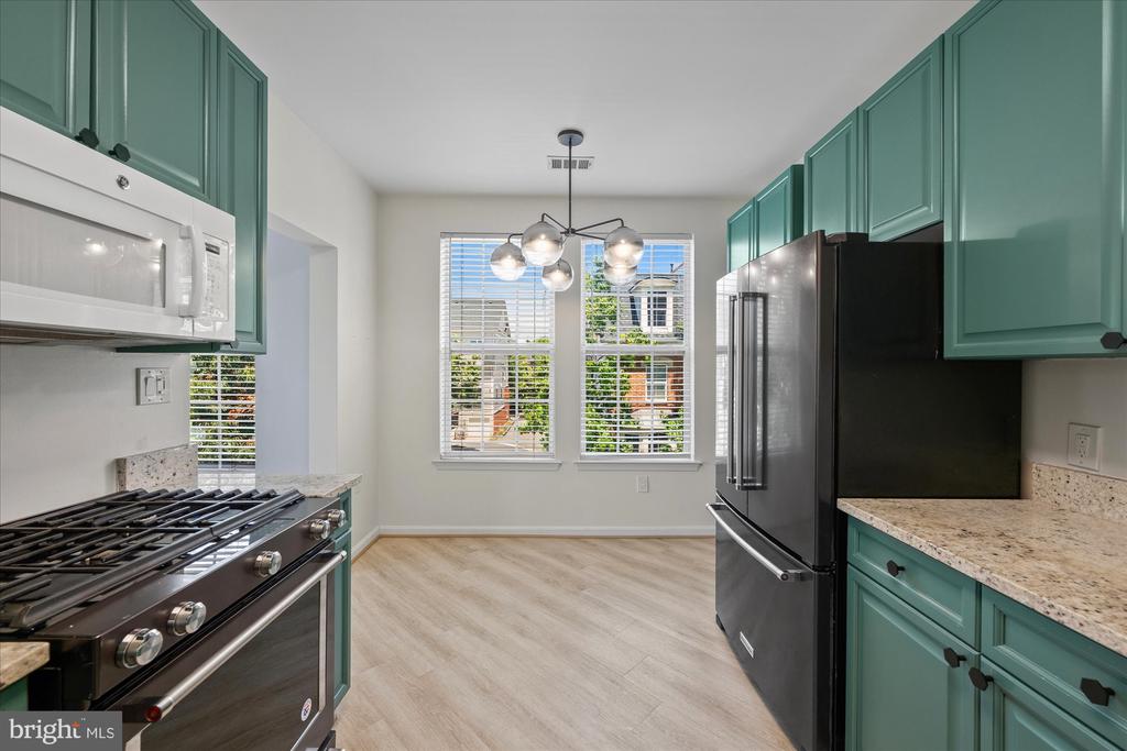 171 SOMERVELLE STREET 303