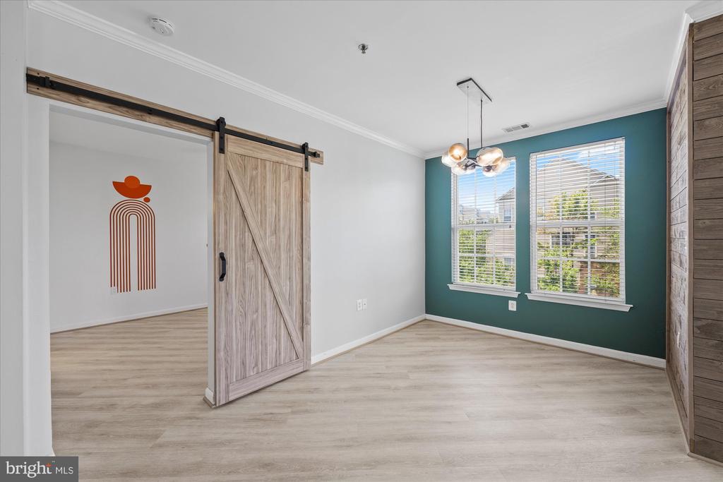 171 SOMERVELLE STREET 303