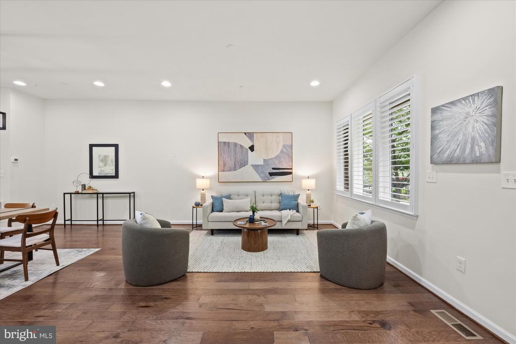 130 CAMBRIA WALK