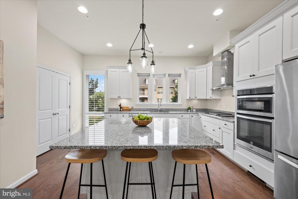 130 CAMBRIA WALK
