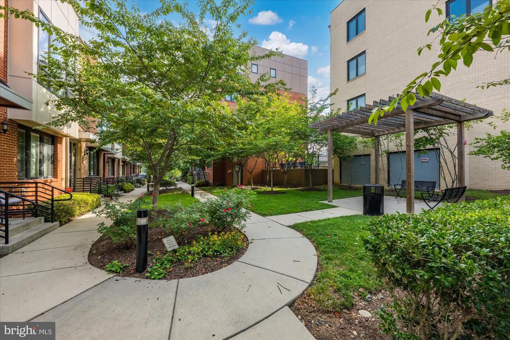 130 CAMBRIA WALK