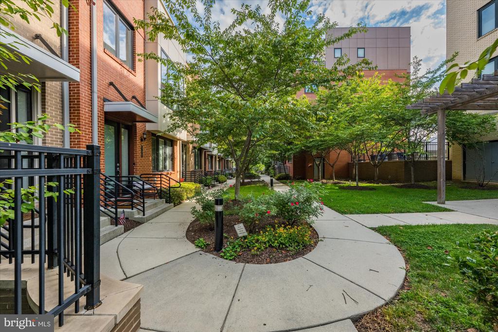 130 CAMBRIA WALK