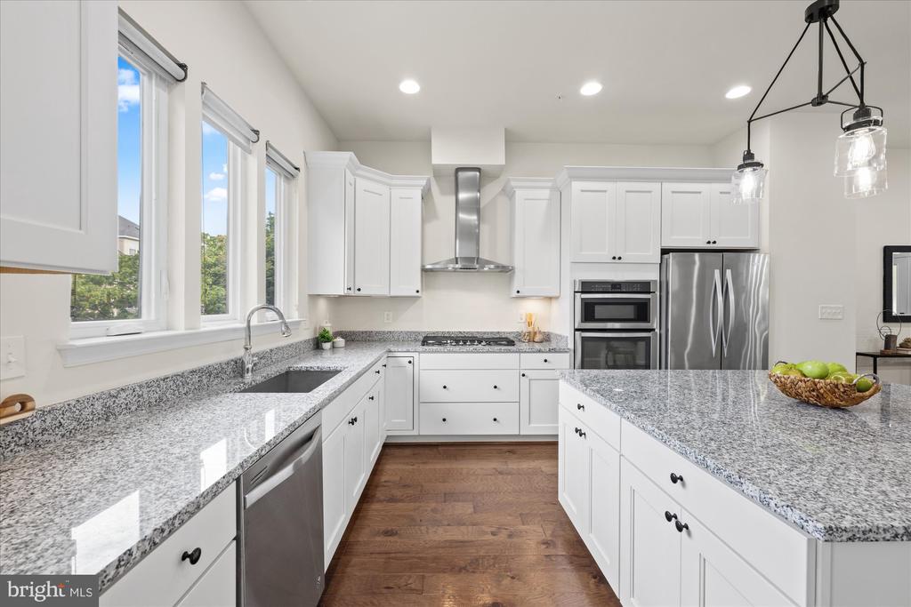 130 CAMBRIA WALK