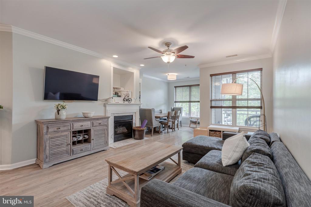 5112 DONOVAN DRIVE 102