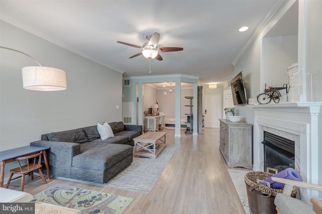 5112 DONOVAN DRIVE 102