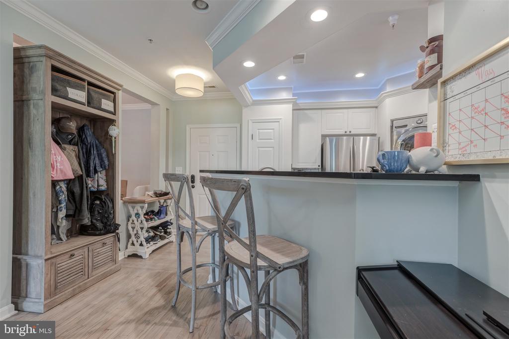 5112 DONOVAN DRIVE 102