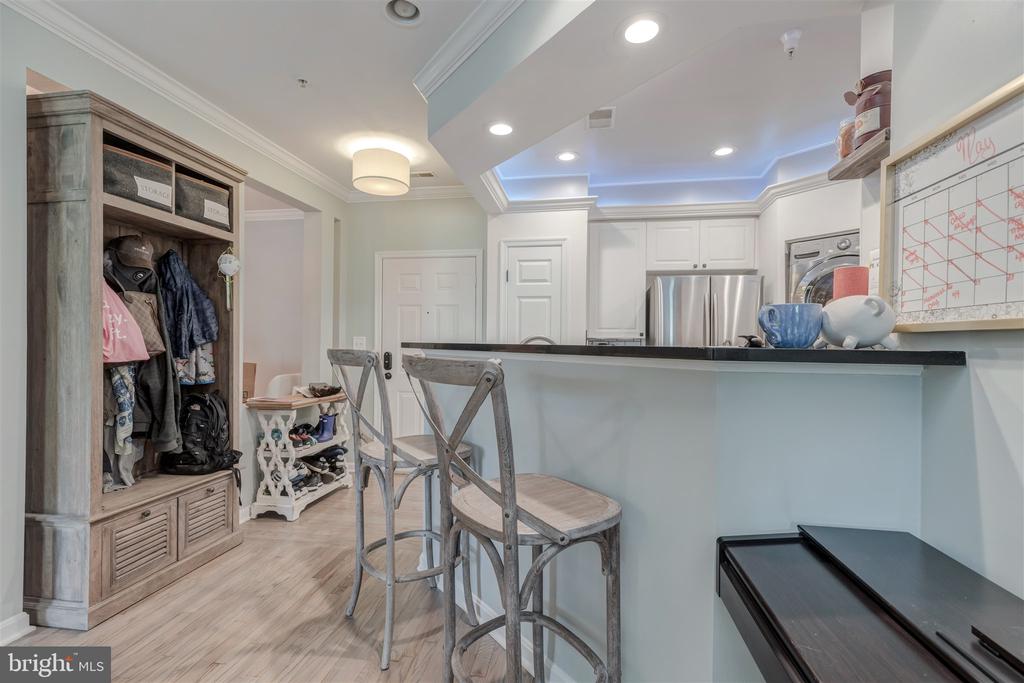 5112 DONOVAN DRIVE 102