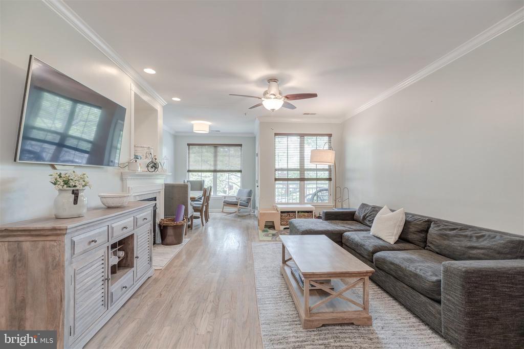 5112 DONOVAN DRIVE 102