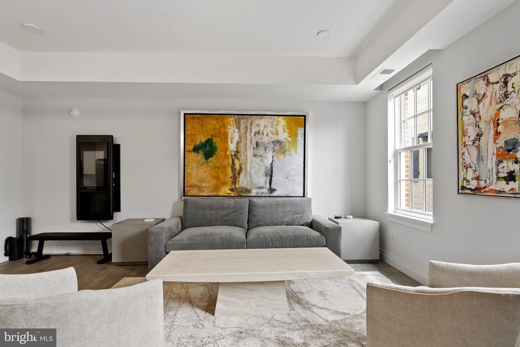 225 STRAND STREET 202