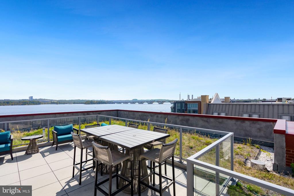 225 STRAND STREET 202