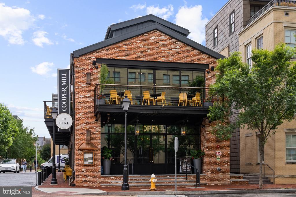 225 STRAND STREET 202