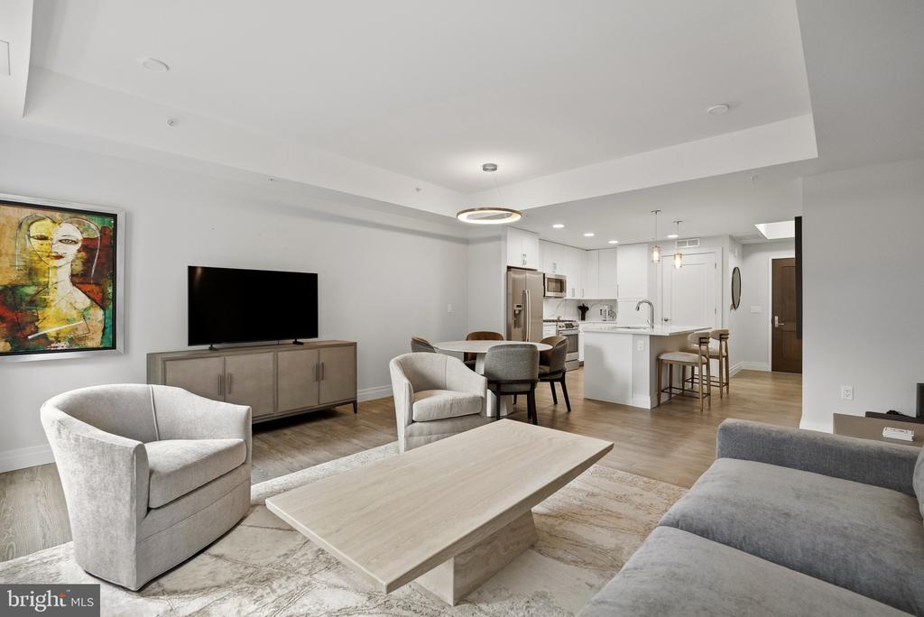 225 STRAND STREET 202