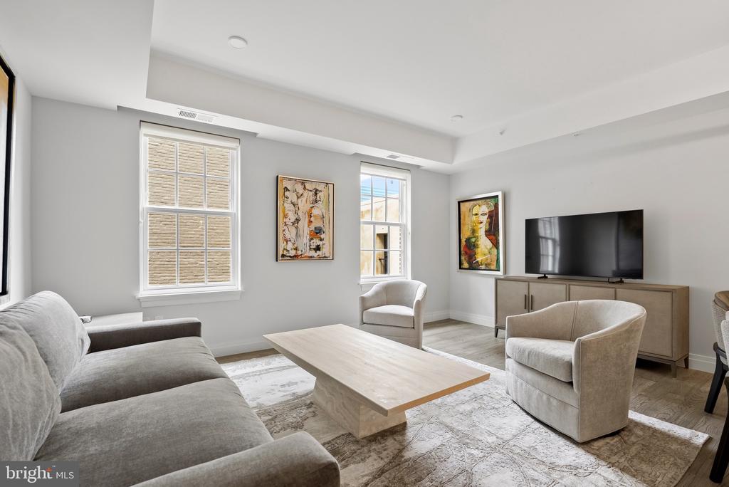 225 STRAND STREET 202