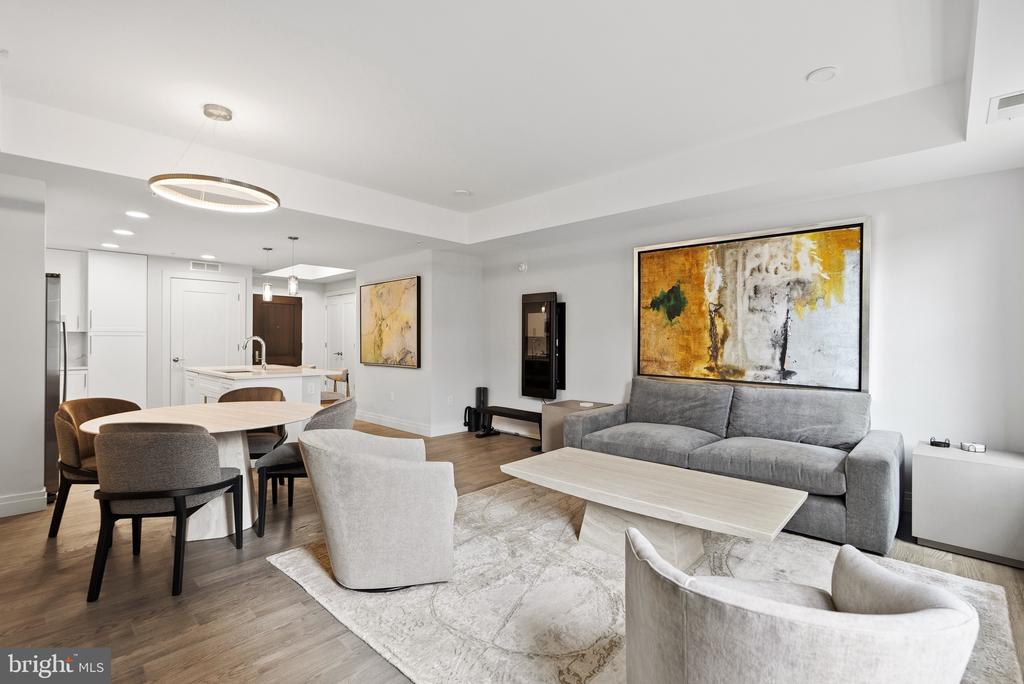 225 STRAND STREET 202