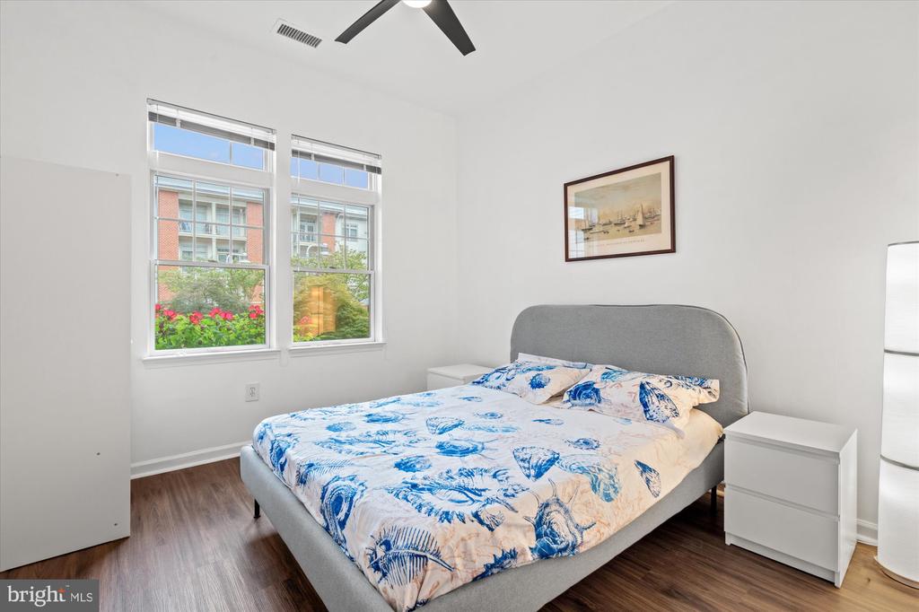 309 HOLLAND LANE Unit: 104