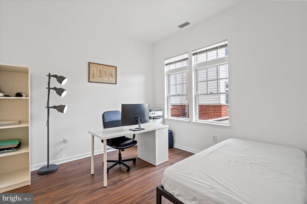309 HOLLAND LANE Unit: 104