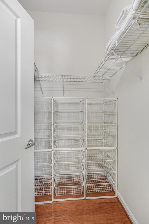 309 HOLLAND LANE Unit: 135