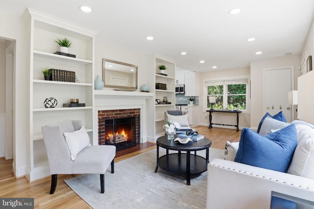 1629 FRANCIS HAMMOND PARKWAY