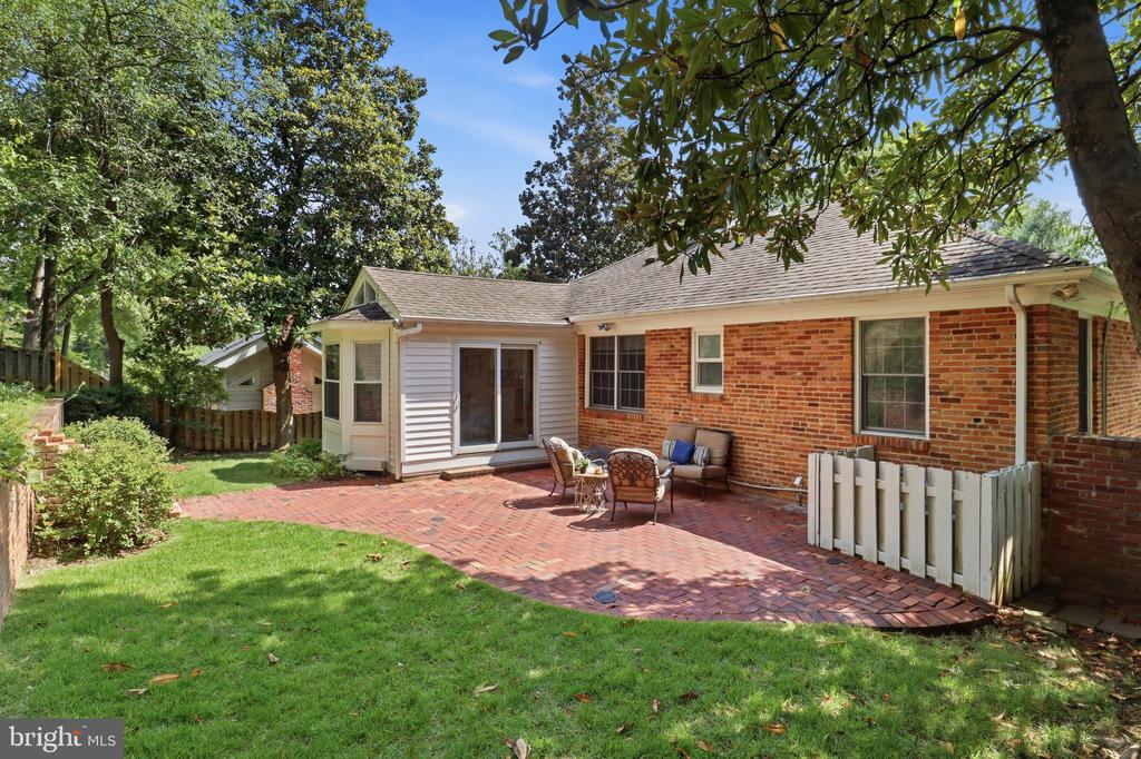 1629 FRANCIS HAMMOND PARKWAY
