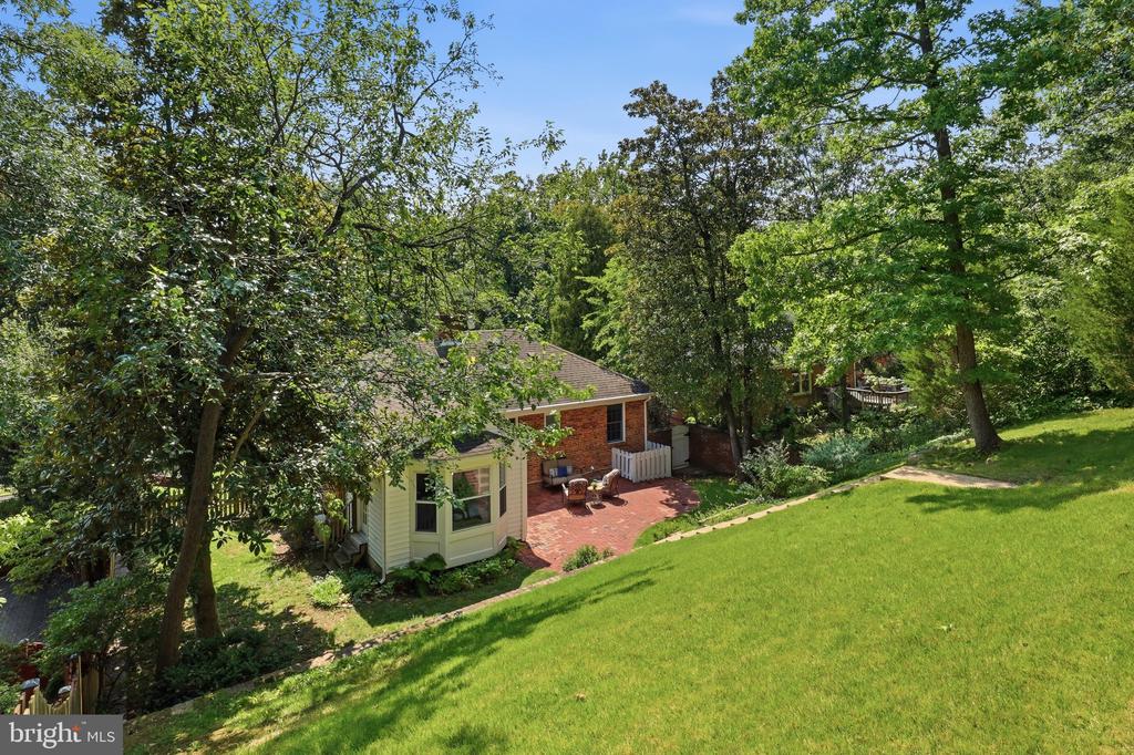 1629 FRANCIS HAMMOND PARKWAY