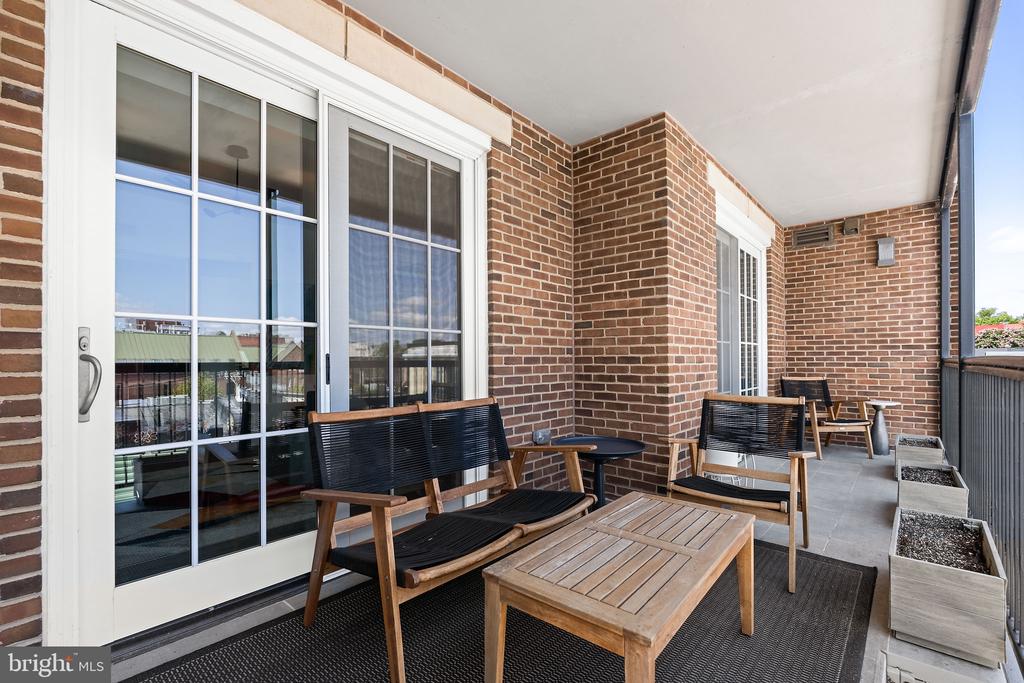225 STRAND STREET Unit: 401