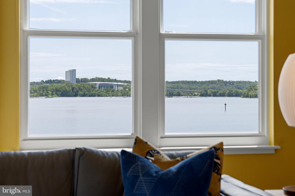 225 STRAND STREET Unit: 401