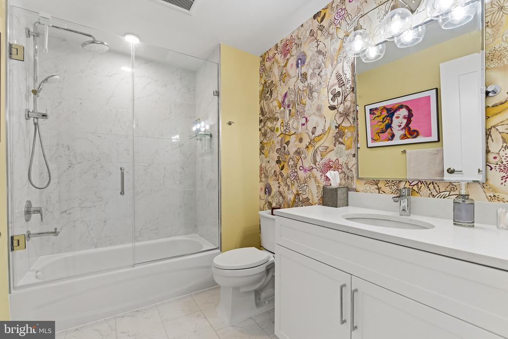 225 STRAND STREET Unit: 401