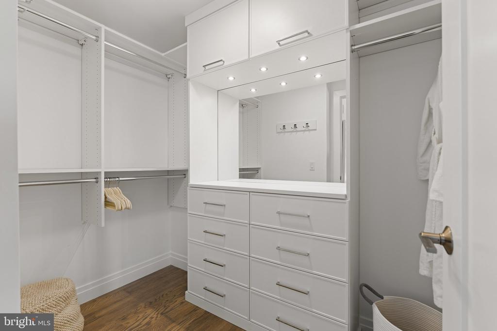 225 STRAND STREET Unit: 401