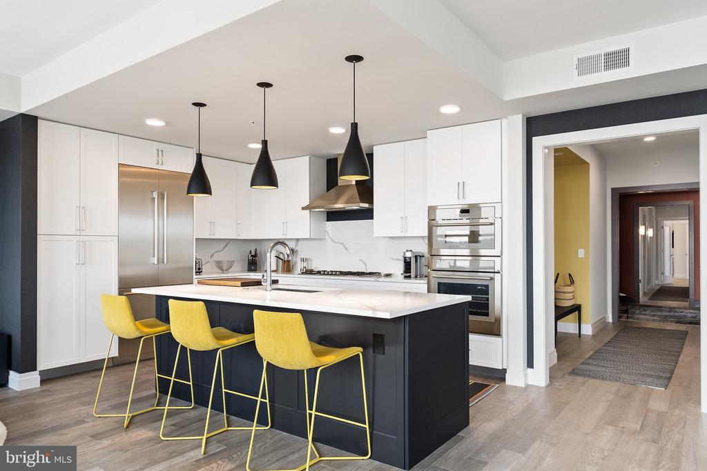 225 STRAND STREET Unit: 401
