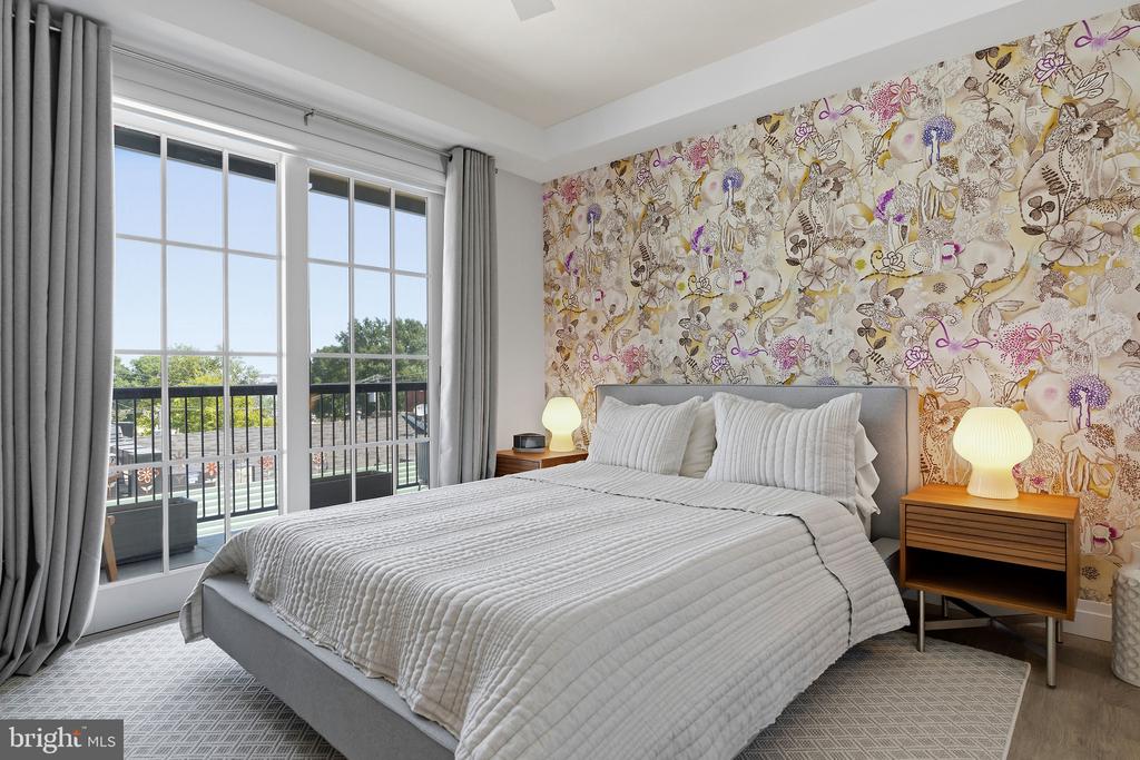 225 STRAND STREET Unit: 401