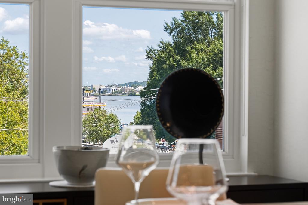 225 STRAND STREET Unit: 401