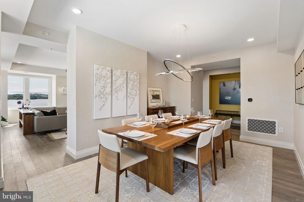 225 STRAND STREET Unit: 401